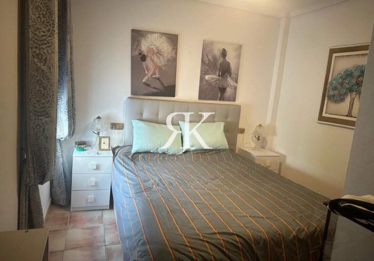 Resale - villa - Hondón de las Nieves - Inland