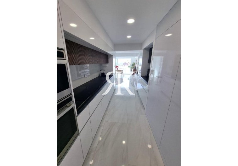 Herverkoop - Appartement - Torrevieja - Centro