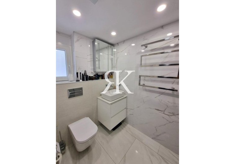 Herverkoop - Appartement - Torrevieja - Centro