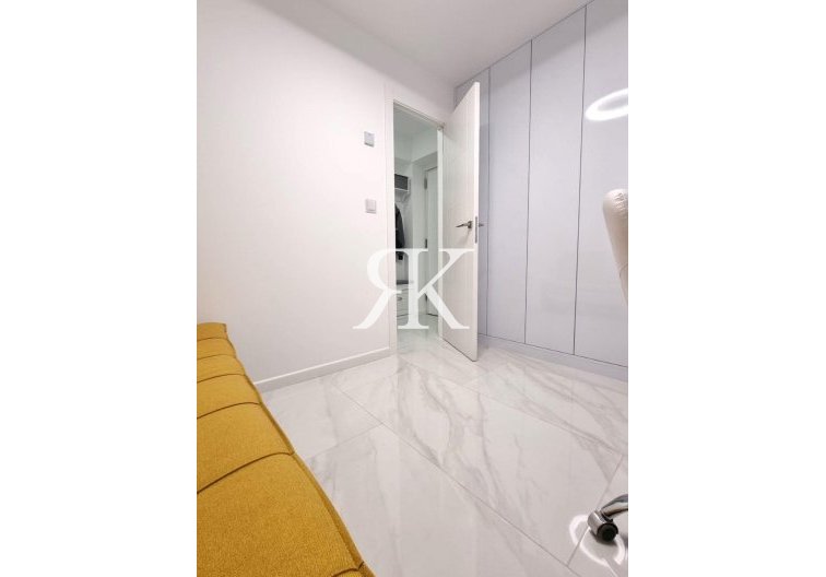 Herverkoop - Appartement - Torrevieja - Centro