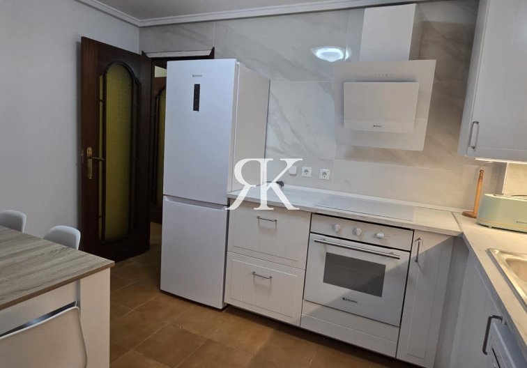 Revente - Appartement - Torrevieja - Centro