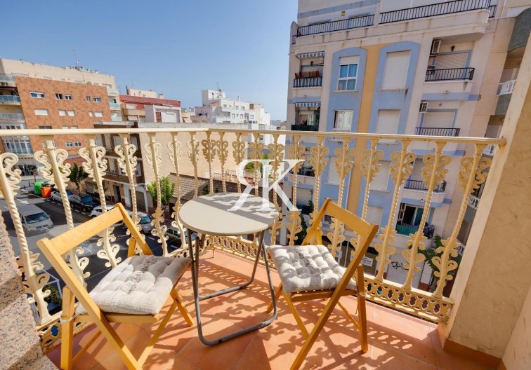 Herverkoop - Appartement - Torrevieja - Centro