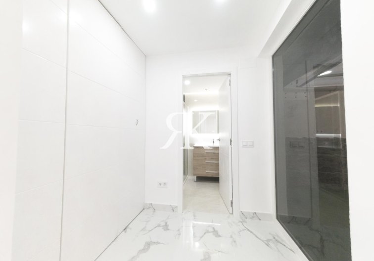 Segunda mano - Apartamento  - Torrevieja - Playa de los Naúfragos