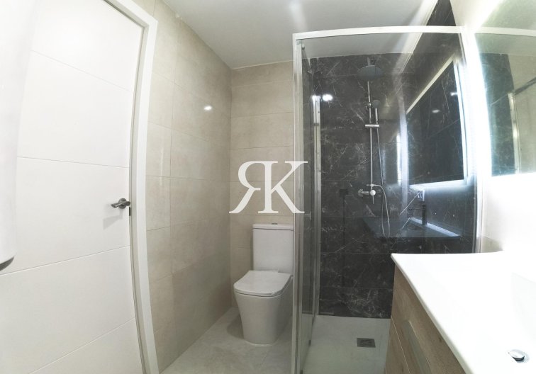 Segunda mano - Apartamento  - Torrevieja - Playa de los Naúfragos