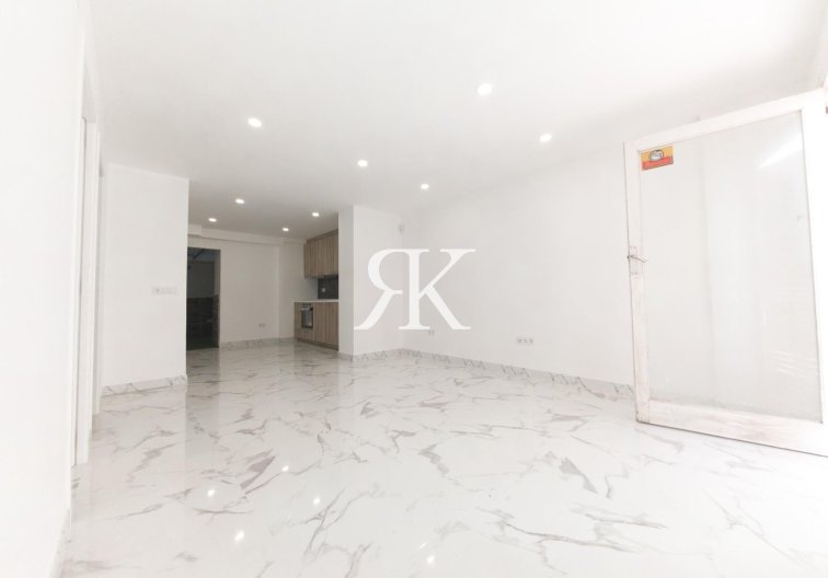 Segunda mano - Apartamento  - Torrevieja - Playa de los Naúfragos