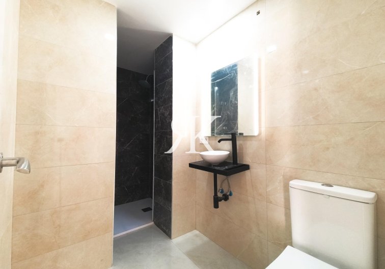 Segunda mano - Apartamento  - Torrevieja - Playa de los Naúfragos