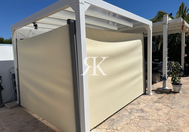 Resale - villa - Hondón de las Nieves - Inland