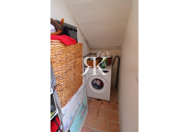 Resale - villa - Hondón de las Nieves - Inland