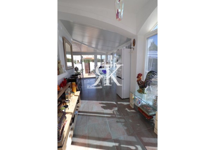 Resale - villa - Hondón de las Nieves - Inland