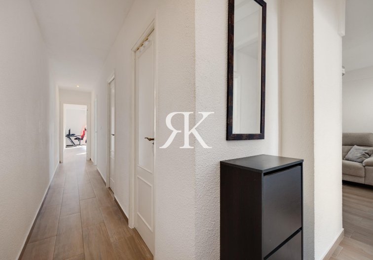 Revente - Appartement - Torrevieja - Centro