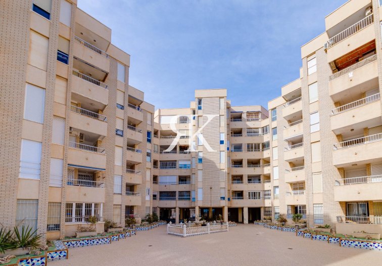 Revente - Appartement - Torrevieja - Centro