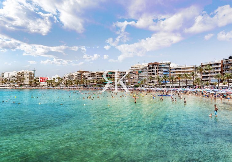 Revente - Appartement - Torrevieja - Centro