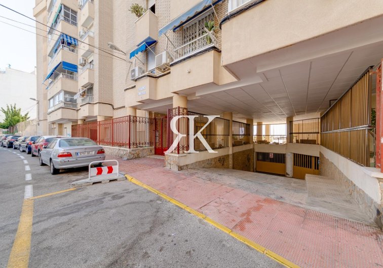 Revente - Appartement - Torrevieja - Centro