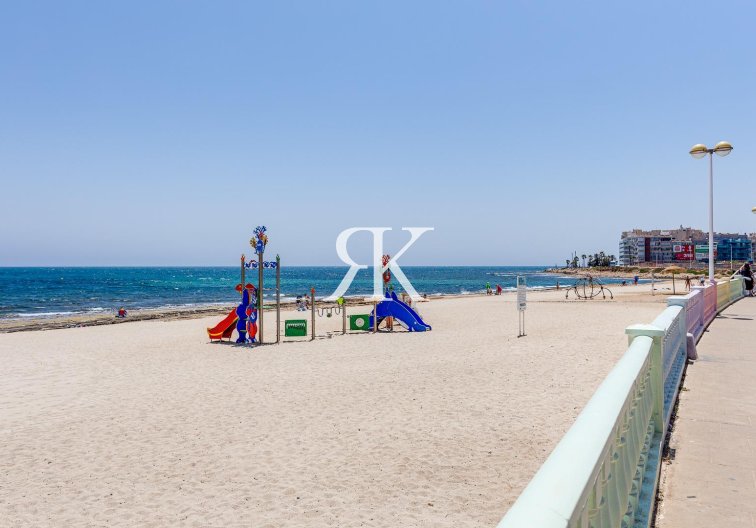 Revente - Appartement - Torrevieja - Centro