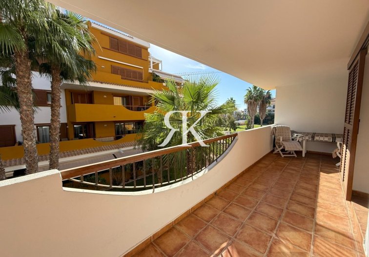 Resale - Apartment - Torrevieja - Punta Prima