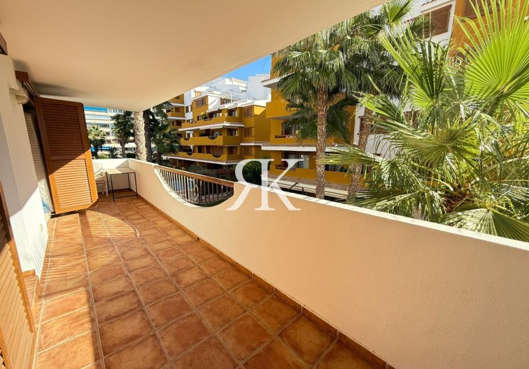 Resale - Apartment - Torrevieja - Punta Prima