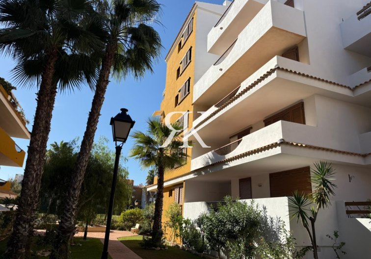 Resale - Apartment - Torrevieja - Punta Prima