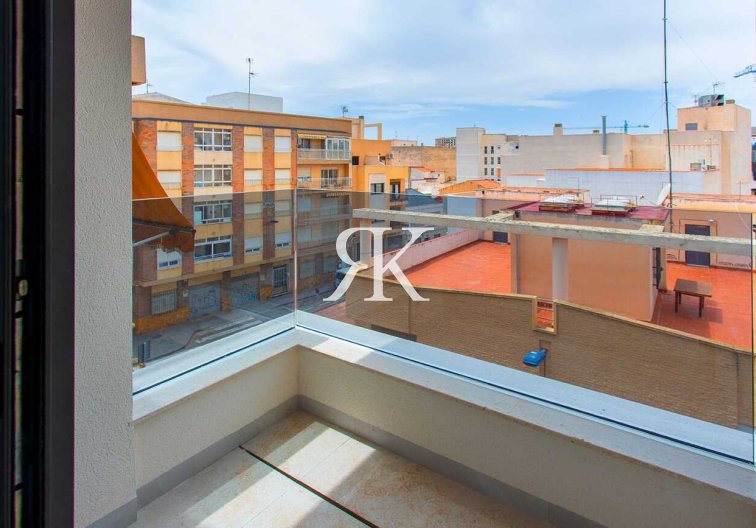 Revente - Appartement - Torrevieja - CENTRE PLAYA DEL CURA LAS PISCINAS