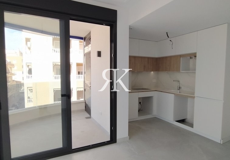 Revente - Appartement - Torrevieja - CENTRE PLAYA DEL CURA LAS PISCINAS