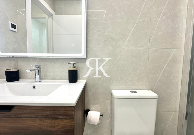 Herverkoop - Appartement - Torrevieja - Playa del Cura