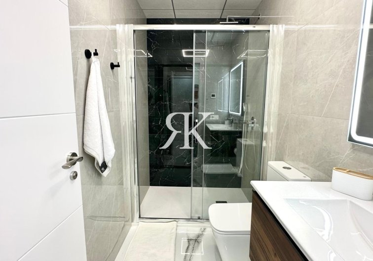 Herverkoop - Appartement - Torrevieja - Playa del Cura