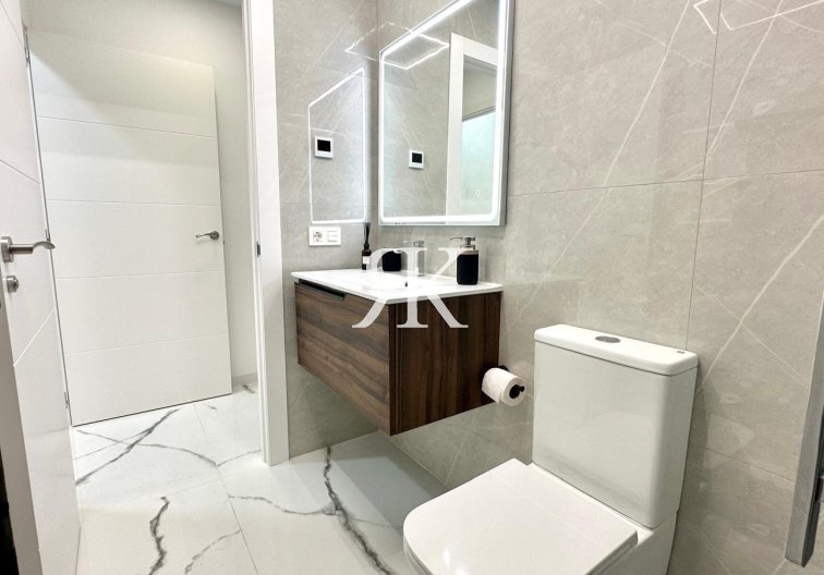 Herverkoop - Appartement - Torrevieja - Playa del Cura