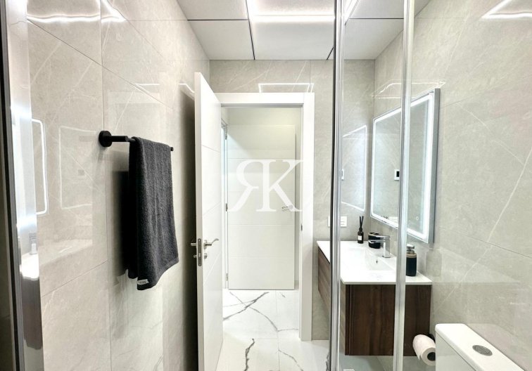 Herverkoop - Appartement - Torrevieja - Playa del Cura