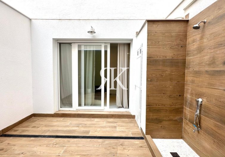 Herverkoop - Appartement - Torrevieja - Playa del Cura