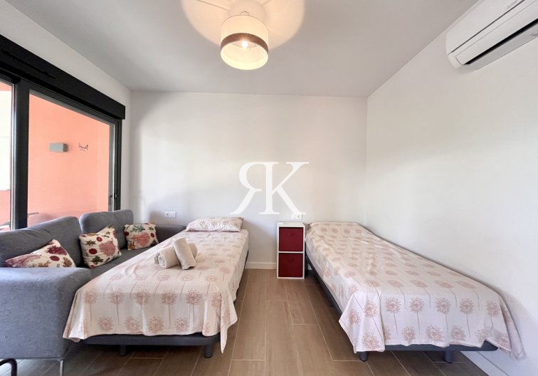 Resale - Apartment - Villamartin - Costa Blanca