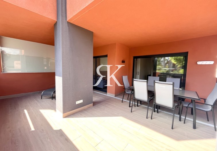 Resale - Apartment - Villamartin - Costa Blanca