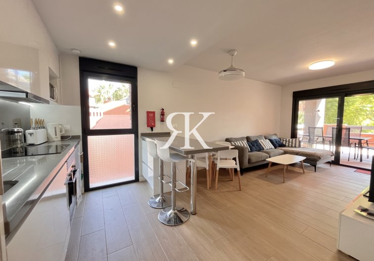 Resale - Apartment - Villamartin - Costa Blanca