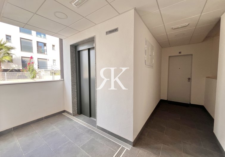 Resale - Apartment - Villamartin - Costa Blanca