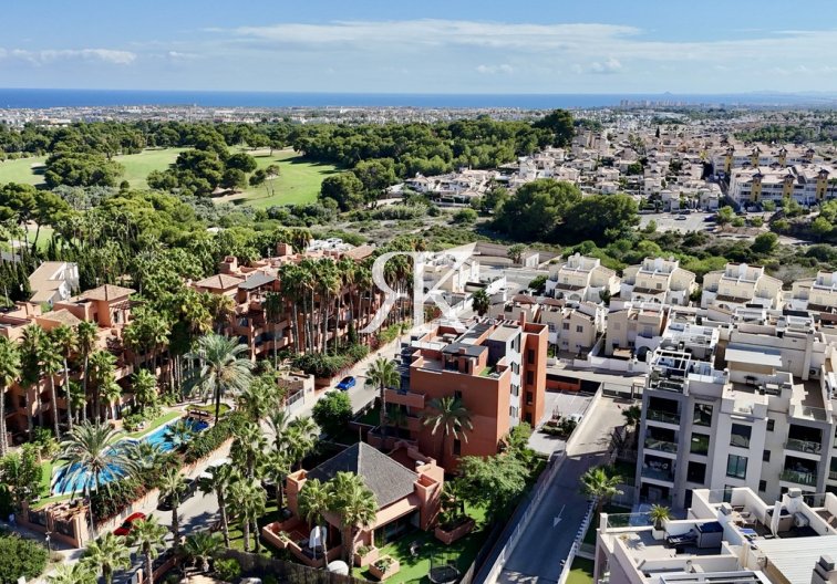 Resale - Apartment - Villamartin - Costa Blanca