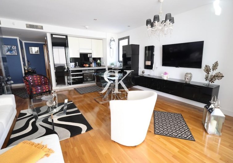 Resale - Apartment - Orihuela Costa - Costa Blanca