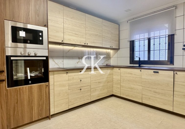 Revente - town house - San Miguel de Salinas - Inland