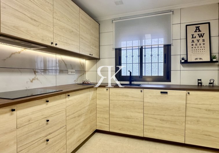 Revente - town house - San Miguel de Salinas - Inland