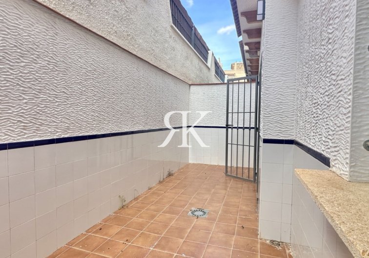 Revente - town house - San Miguel de Salinas - Inland