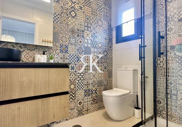 Revente - town house - San Miguel de Salinas - Inland