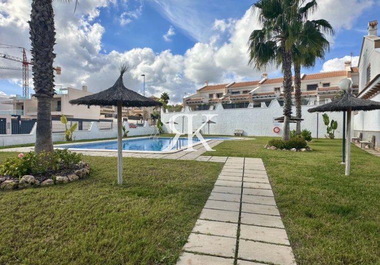 Revente - town house - San Miguel de Salinas - Inland