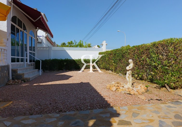 Revente - villa - Torrevieja - Costa Blanca