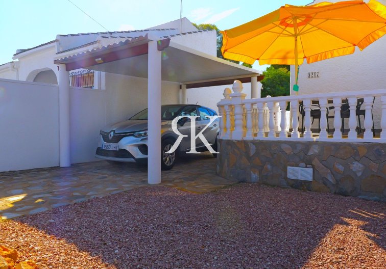 Revente - villa - Torrevieja - Costa Blanca