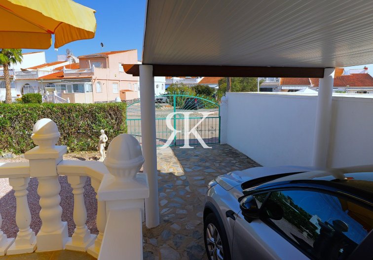 Revente - villa - Torrevieja - Costa Blanca