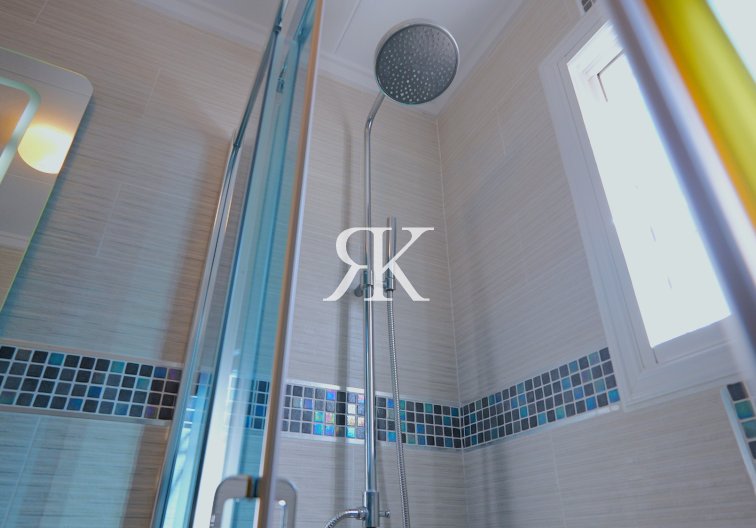 Revente - villa - Torrevieja - Costa Blanca