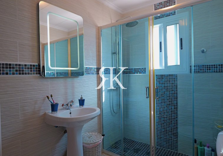 Revente - villa - Torrevieja - Costa Blanca