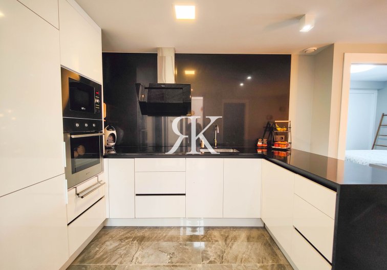 Wiederverkauf - Wohnung - Orihuela Costa - Costa Blanca