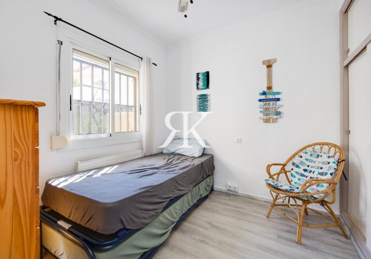 Segunda mano - villa - San Fulgencio - La Marina