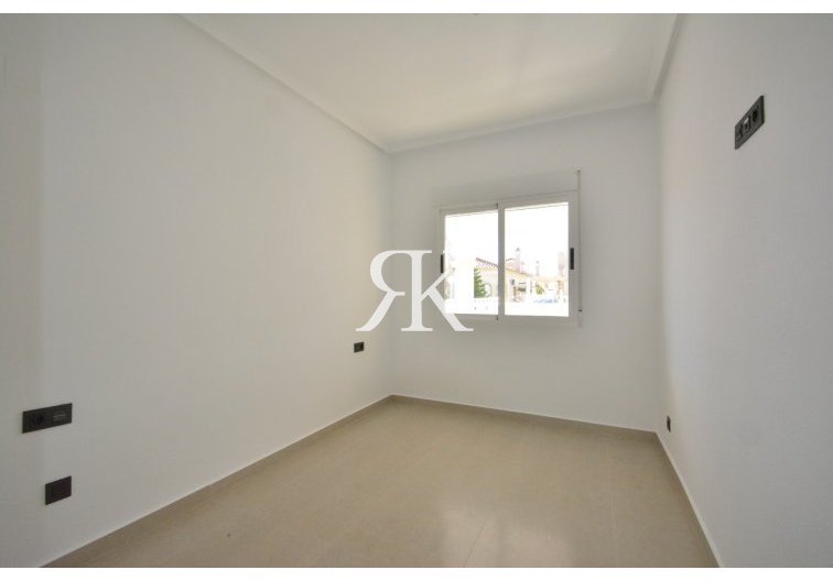 Revente - villa - Algorfa - Inland