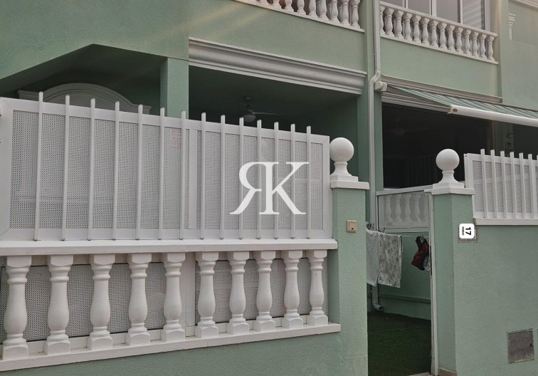 Resale - town house - Gran Alacant