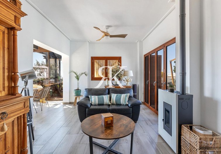 Revente - Penthouse - Baños y Mendigo - El Valle Golf Resort