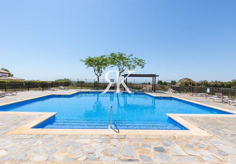 Revente - Penthouse - Baños y Mendigo - El Valle Golf Resort